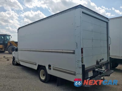 Drugie zdjęcie samochodu z przodu: 2012 FORD ECONOLINE E350 SUPER DUTY CUTAWAY VAN VIN:1FDWE3FS0CDA34809 - miniatura
