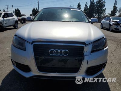 Piąte zdjęcie samochodu w środku: 2012 AUDI A3 PREMIUM PLUS VIN:WAUKEAFM4CA031578 - miniatura