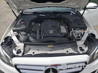 Zdjęcie 11 z 14 samochodu: 2017 MERCEDES-BENZ E 300 4MATIC VIN:WDDZF4KB2HA048154 - miniatura
