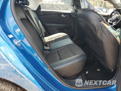 Zdjęcie 10 z 14 samochodu: 2022 KIA FORTE GT LINE VIN:3KPF54AD7NE486700 - miniatura