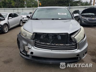 Piąte zdjęcie samochodu w środku: 2015 TOYOTA HIGHLANDER XLE VIN:5TDJKRFH1FS182720 - miniatura