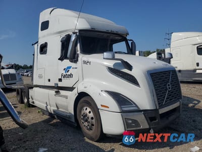 2024 VOLVO VN VNL 4V4NC9EJ2RN632134 - główne zdjęcie licytacji z USA - miniatura