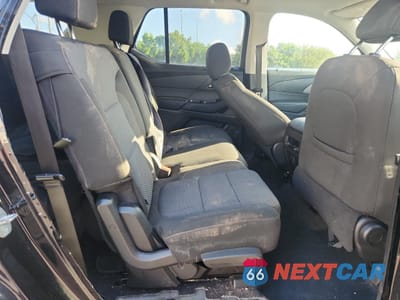 Zdjęcie 10 z 12 samochodu: 2019 CHEVROLET TRAVERSE LS VIN:1GNERFKW4KJ294765 - miniatura