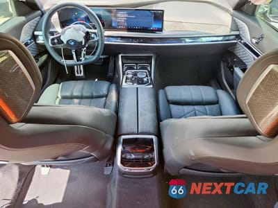 Zdjęcie 8 z 14 samochodu: 2023 BMW I7 XDRIVE60 VIN:WBY53EJ03PCN79985 - miniatura