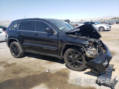 Czwarte zdjęcie samochodu z boku: 2013 JEEP GRAND CHEROKEE LAREDO VIN:1C4RJFAT5DC562299 - miniatura