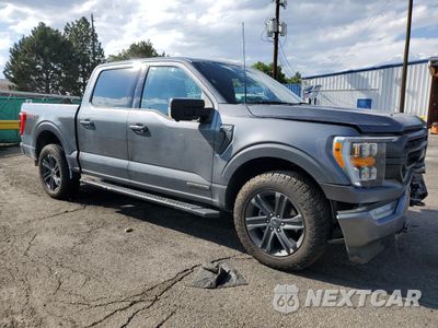 Czwarte zdjęcie samochodu z boku: 2023 FORD F150 SUPERCREW VIN:1FTFW1ED1PFA16726 - miniatura