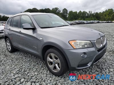 Czwarte zdjęcie samochodu z boku: 2011 BMW X3 XDRIVE28I VIN:5UXWX5C53BL711119 - miniatura