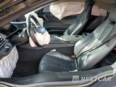 Zdjęcie 7 z 13 samochodu: 2019 BMW I8 VIN:WBY2Z4C53K7D15965 - miniatura
