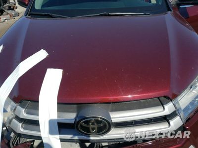 Zdjęcie 12 z 13 samochodu: 2018 TOYOTA HIGHLANDER SE VIN:5TDKZRFH9JS242719 - miniatura