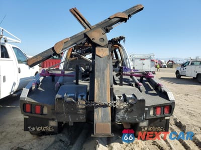 Zdjęcie 6 z 11 samochodu: 2019 RAM 5500 VIN:3C7WRNELXKG566801 - miniatura