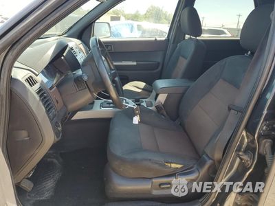 Zdjęcie 7 z 14 samochodu: 2008 FORD ESCAPE XLT VIN:1FMCU93198KB39677 - miniatura