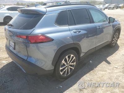 Trzecie zdjęcie samochodu z tyłu: 2023 TOYOTA COROLLA CROSS XLE VIN:7MUDAAAG8PV071895 - miniatura