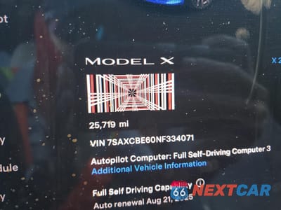 Zdjęcie 9 z 13 samochodu: 2022 TESLA MODEL X VIN:7SAXCBE60NF334071 - miniatura