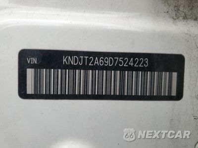 Zdjęcie 12 z 12 samochodu: 2013 KIA SOUL + VIN:KNDJT2A69D7524223 - miniatura