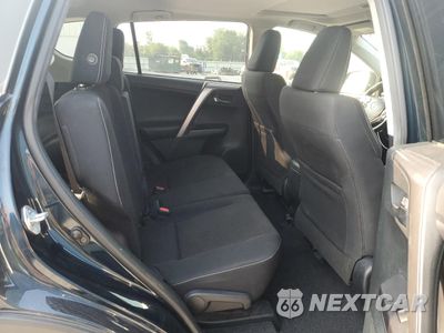 Zdjęcie 11 z 13 samochodu: 2017 TOYOTA RAV4 XLE VIN:JTMRFREV6HJ115643 - miniatura