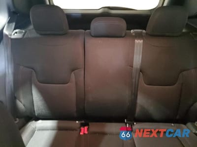 Zdjęcie 10 z 13 samochodu: 2020 JEEP RENEGADE TRAILHAWK VIN:ZACNJBC15LPL93699 - miniatura
