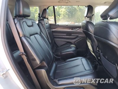 Zdjęcie 11 z 16 samochodu: 2023 JEEP GRAND CHEROKEE L LIMITED VIN:1C4RJKBG8P8798351 - miniatura