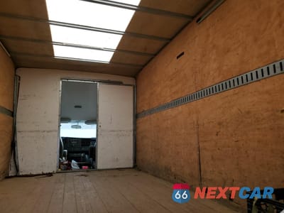 Zdjęcie 10 z 13 samochodu: 2021 CHEVROLET EXPRESS G3500 VIN:1HA3GTC71MN000659 - miniatura