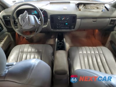 Zdjęcie 8 z 14 samochodu: 1994 CHEVROLET CAPRICE CLASSIC LS VIN:1G1BN52P8RR168536 - miniatura