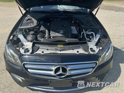 Zdjęcie 7 z 12 samochodu: 2019 MERCEDES-BENZ E 300 4MATIC VIN:WDDZF4KB6KA566954 - miniatura