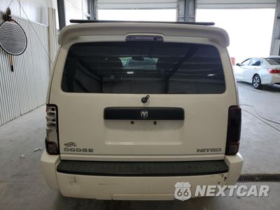 Zdjęcie 6 z 13 samochodu: 2010 DODGE NITRO SE VIN:1D4PU2GK5AW143176 - miniatura