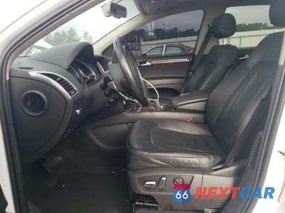 Zdjęcie 7 z 13 samochodu: 2015 AUDI Q7 PREMIUM PLUS VIN:WA1LGAFE5FD024629 - miniatura