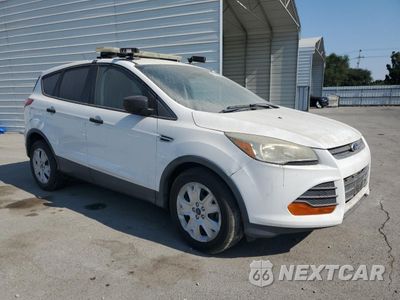 Czwarte zdjęcie samochodu z boku: 2014 FORD ESCAPE S VIN:1FMCU0F70EUD33140 - miniatura