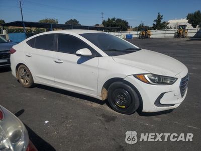 Czwarte zdjęcie samochodu z boku: 2017 HYUNDAI ELANTRA SE VIN:5NPD84LF5HH036427 - miniatura