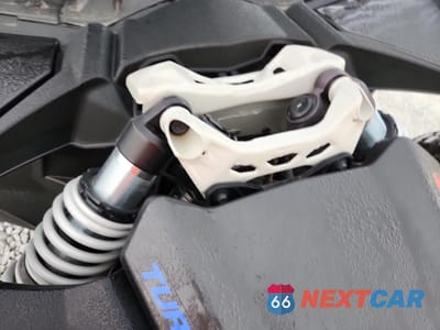 Zdjęcie 9 z 11 samochodu: 2023 CAN-AM MAVERICK X3 MAX X RS TURBO RR VIN:3JBVNAV44PE002458 - miniatura