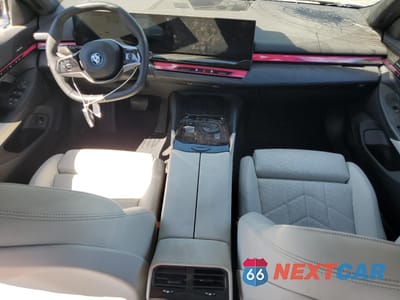 Zdjęcie 8 z 14 samochodu: 2024 BMW I5 EDRIVE 40 VIN:WBY33FK08RCR85159 - miniatura