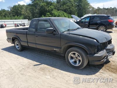 Czwarte zdjęcie samochodu z boku: 2001 CHEVROLET S TRUCK S10 VIN:1GCCS19W718249323 - miniatura