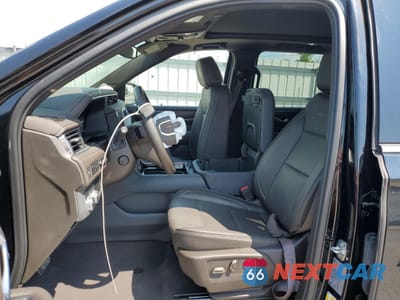 Zdjęcie 7 z 16 samochodu: 2023 GMC YUKON XL DENALI VIN:1GKS1JKL5PR501561 - miniatura