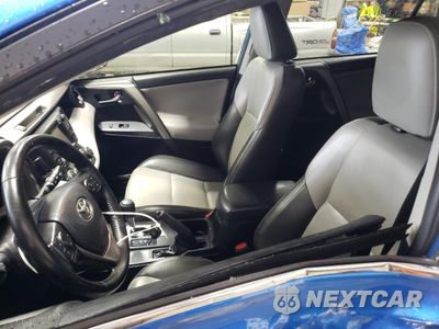 Zdjęcie 7 z 13 samochodu: 2016 TOYOTA RAV4 XLE VIN:JTMWFREV8GJ096109 - miniatura