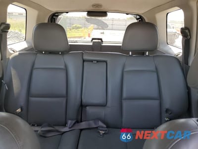 Zdjęcie 10 z 13 samochodu: 2001 HYUNDAI SANTA FE GLS VIN:KM8SC83D31U029432 - miniatura