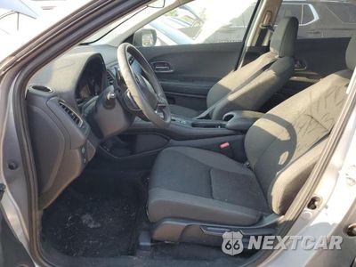Zdjęcie 7 z 13 samochodu: 2022 HONDA HR-V EX VIN:3CZRU6H5XNM745481 - miniatura