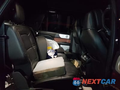 Zdjęcie 10 z 12 samochodu: 2018 LINCOLN NAVIGATOR L RESERVE VIN:5LMJJ3LT5JEL20629 - miniatura