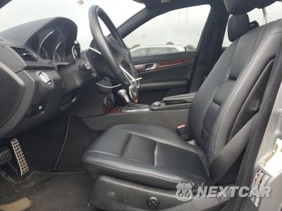 Zdjęcie 7 z 12 samochodu: 2010 MERCEDES-BENZ C 300 4MATIC VIN:WDDGF8BB3AF407728 - miniatura