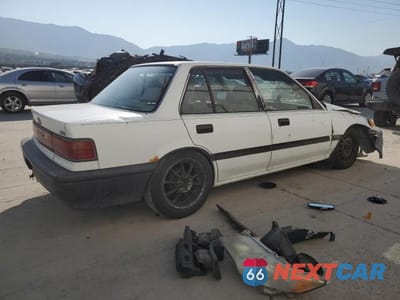 Trzecie zdjęcie samochodu z tyłu: 1991 HONDA CIVIC DX VIN:1HGED3546ML040726 - miniatura