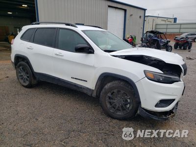 Czwarte zdjęcie samochodu z boku: 2023 JEEP CHEROKEE ALTITUDE LUX VIN:1C4PJMMB9PD110014 - miniatura