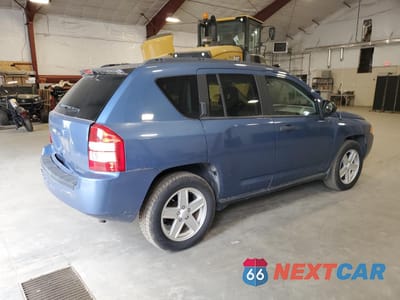 Trzecie zdjęcie samochodu z tyłu: 2007 JEEP COMPASS VIN:1J8FT47W77D273483 - miniatura