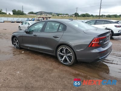 Drugie zdjęcie samochodu z przodu: 2025 VOLVO S60 CORE VIN:7JRL12GJ4SG365975 - miniatura