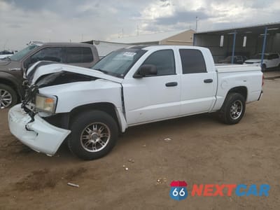 2008 DODGE DAKOTA QUAD SLT 1D7HW48N58S529524 - główne zdjęcie licytacji z USA - miniatura