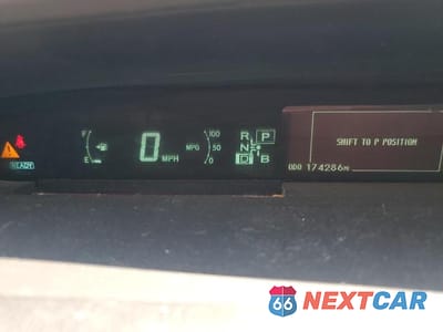 Zdjęcie 9 z 12 samochodu: 2013 TOYOTA PRIUS VIN:JTDKN3DU8D5565193 - miniatura