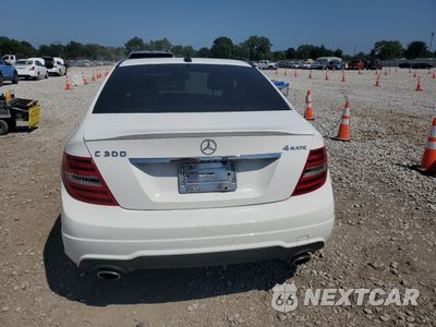 Zdjęcie 6 z 14 samochodu: 2014 MERCEDES-BENZ C 300 4MATIC VIN:WDDGF8AB9EA931700 - miniatura