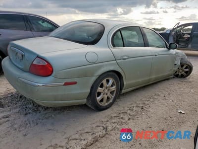 Trzecie zdjęcie samochodu z tyłu: 2004 JAGUAR S-TYPE VIN:SAJEA01T64FN06903 - miniatura