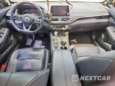 Zdjęcie 8 z 13 samochodu: 2019 NISSAN ALTIMA SL VIN:1N4BL4EVXKC236285 - miniatura