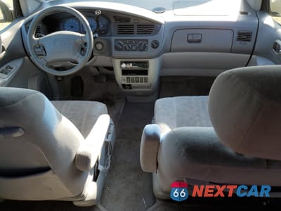 Zdjęcie 8 z 14 samochodu: 2003 TOYOTA SIENNA LE VIN:4T3ZF13C23U546400 - miniatura