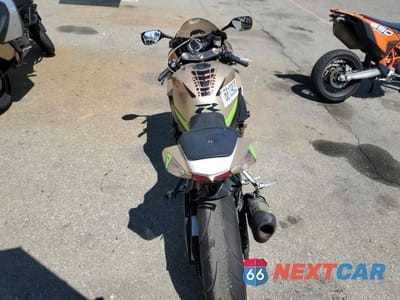 Zdjęcie 6 z 10 samochodu: 2013 SUZUKI GSX-R750 VIN:JS1GR7MA4D2100011 - miniatura
