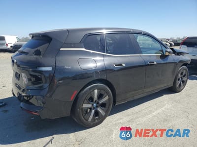 Trzecie zdjęcie samochodu z tyłu: 2024 BMW IX XDRIVE50 VIN:WB523CF0XRCP60355 - miniatura