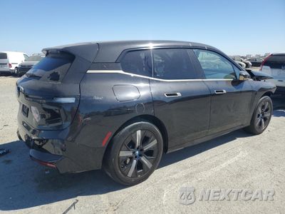 Trzecie zdjęcie samochodu z tyłu: 2024 BMW IX XDRIVE50 VIN:WB523CF0XRCP60355 - miniatura
